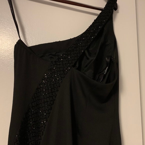 ONE SHOULDER BLACK EVENING GOWN WITH BEADED TRIM - Picture 4 of 4